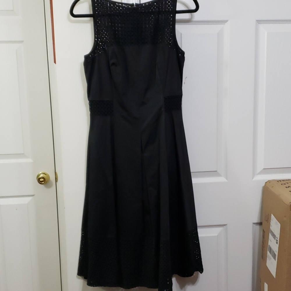 White house black market black lace size 6